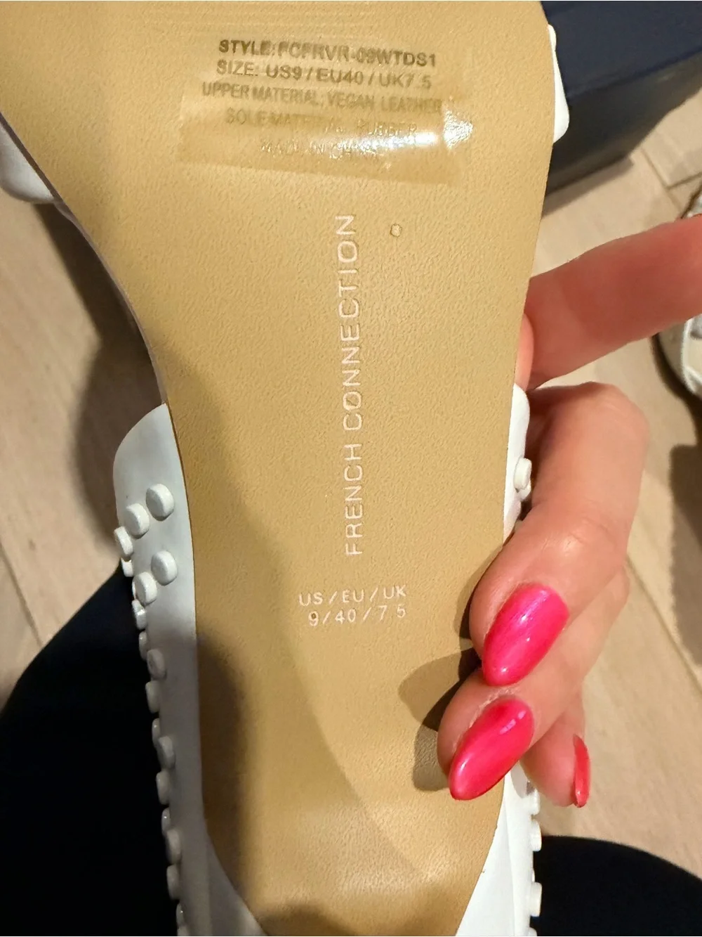 ❤️❤️ French Connection White D'Orsay Pointed- Toe Studded Heels size 9